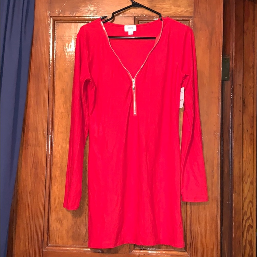 BODY CON RED DRESS ❤️